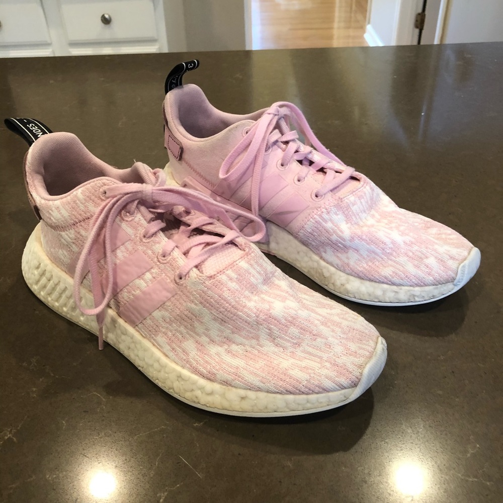 Women’s Adidas NMD R2 wonder pink shoes size 10